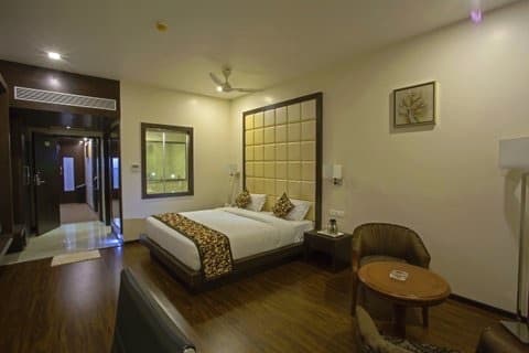 Hotel Ravi Residency, Morbi image-4