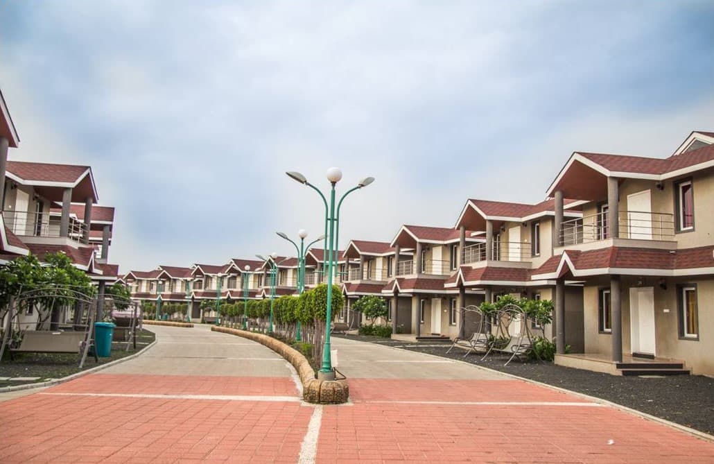 Lake View - Mota Vada image-1