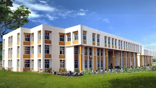 Christ College Campus, Rajkot image-2