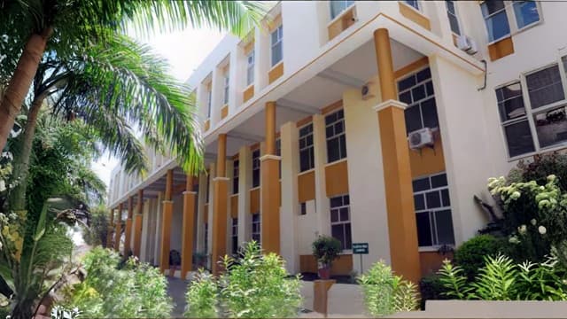 Christ College Campus, Rajkot image-4