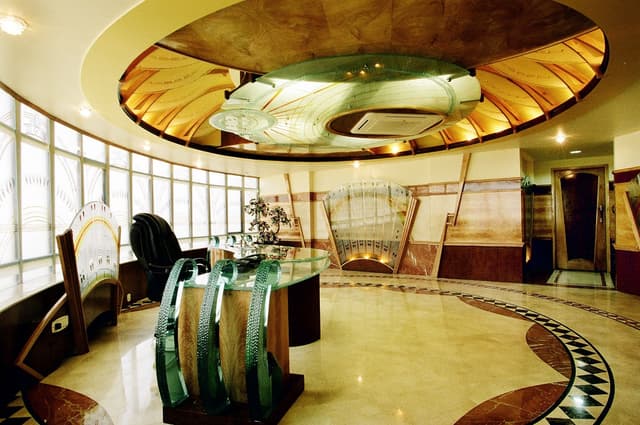 Rdc Bank Building image-3