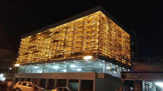 Bombay Garage image-2